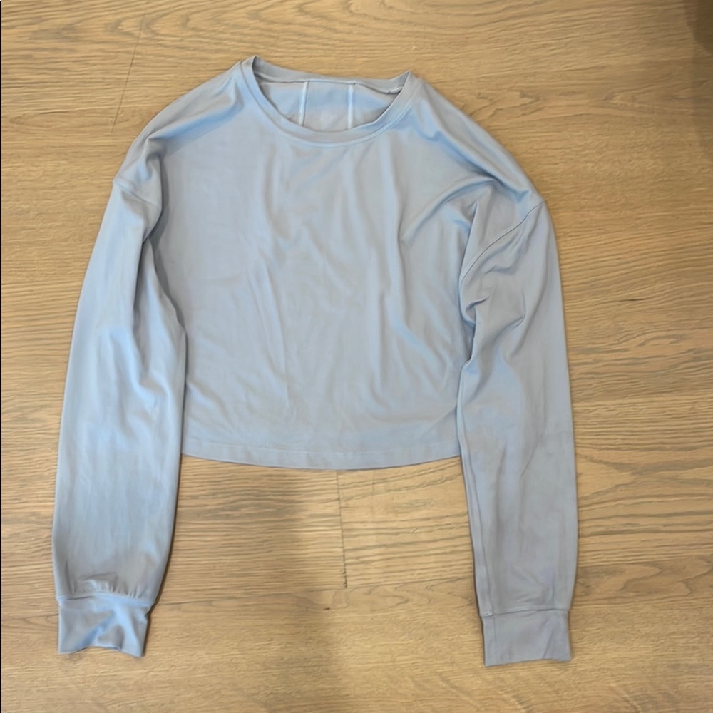 Lululemon “Blue Linen” long sleeve top